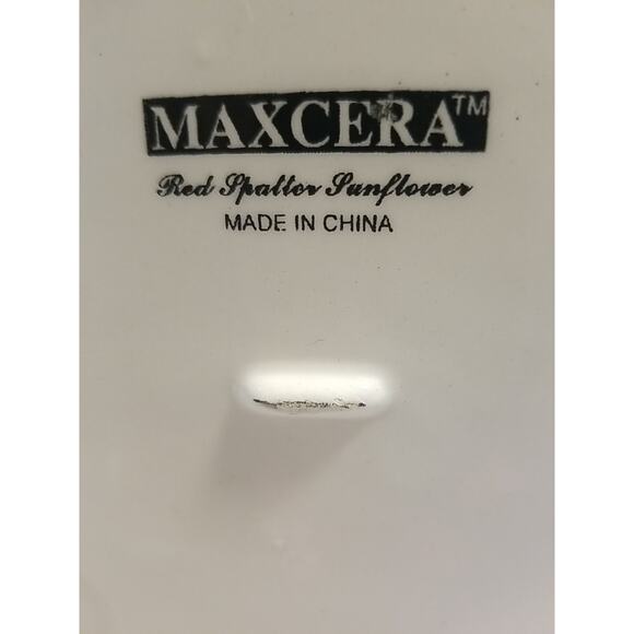 Beautiful Maxcera Hand Painted Sunflowers Scallop Edge 11x11 plate No Chips - Picture 3 of 5